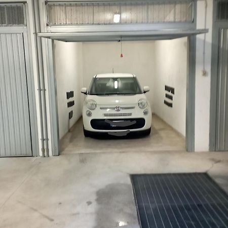 アルバRossini15 - Garage Privatoアパートメント エクステリア 写真